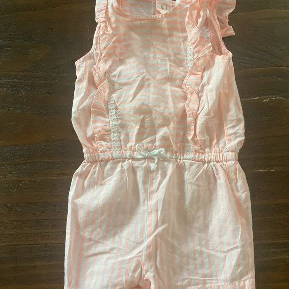 18m bundle pink heart overall, striped romper and delicate dress - Picture 5 of 10